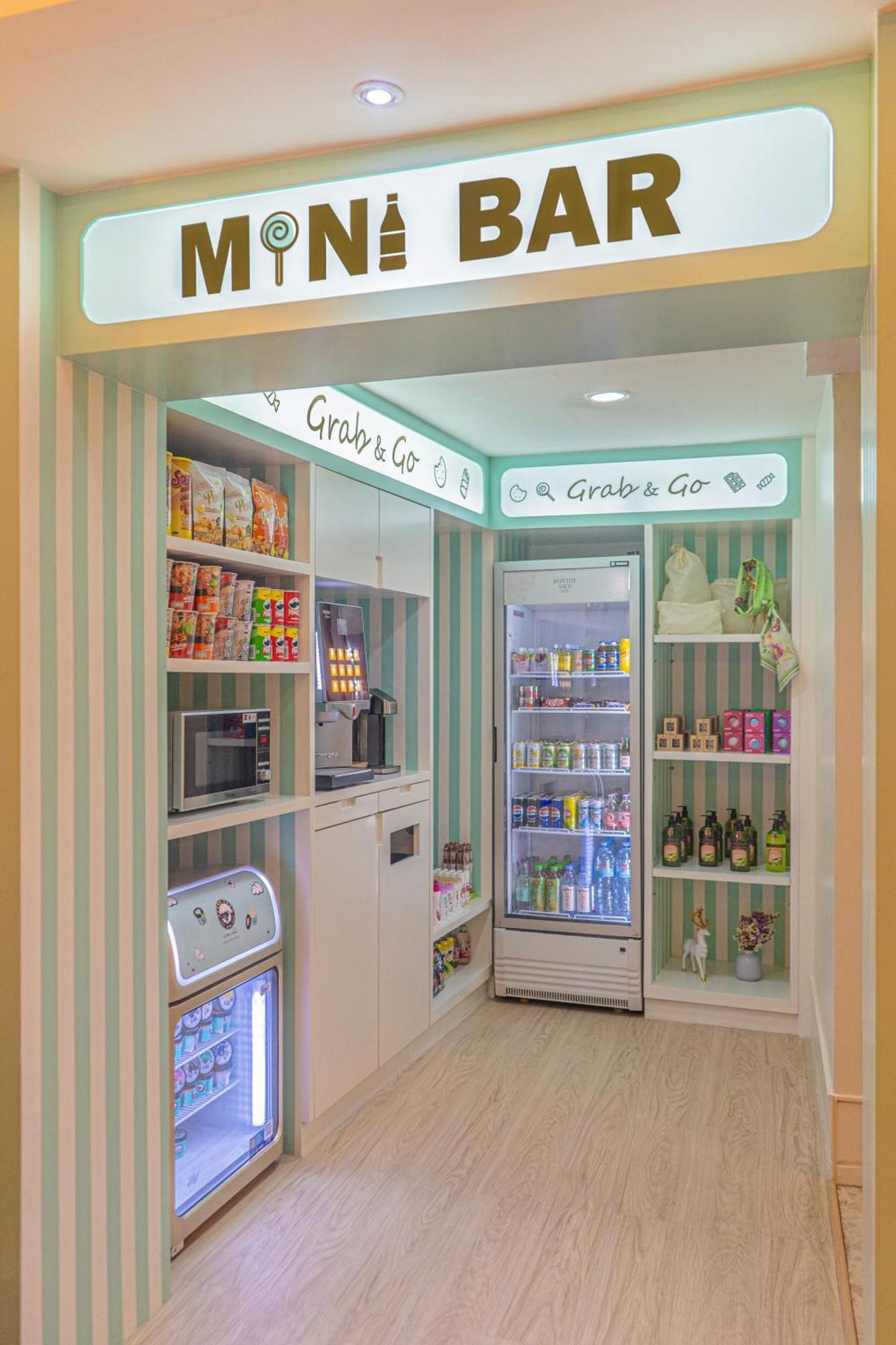 素坤逸通罗1巷小萨利尔酒店【SHA Extra Plus】 曼谷 外观 照片